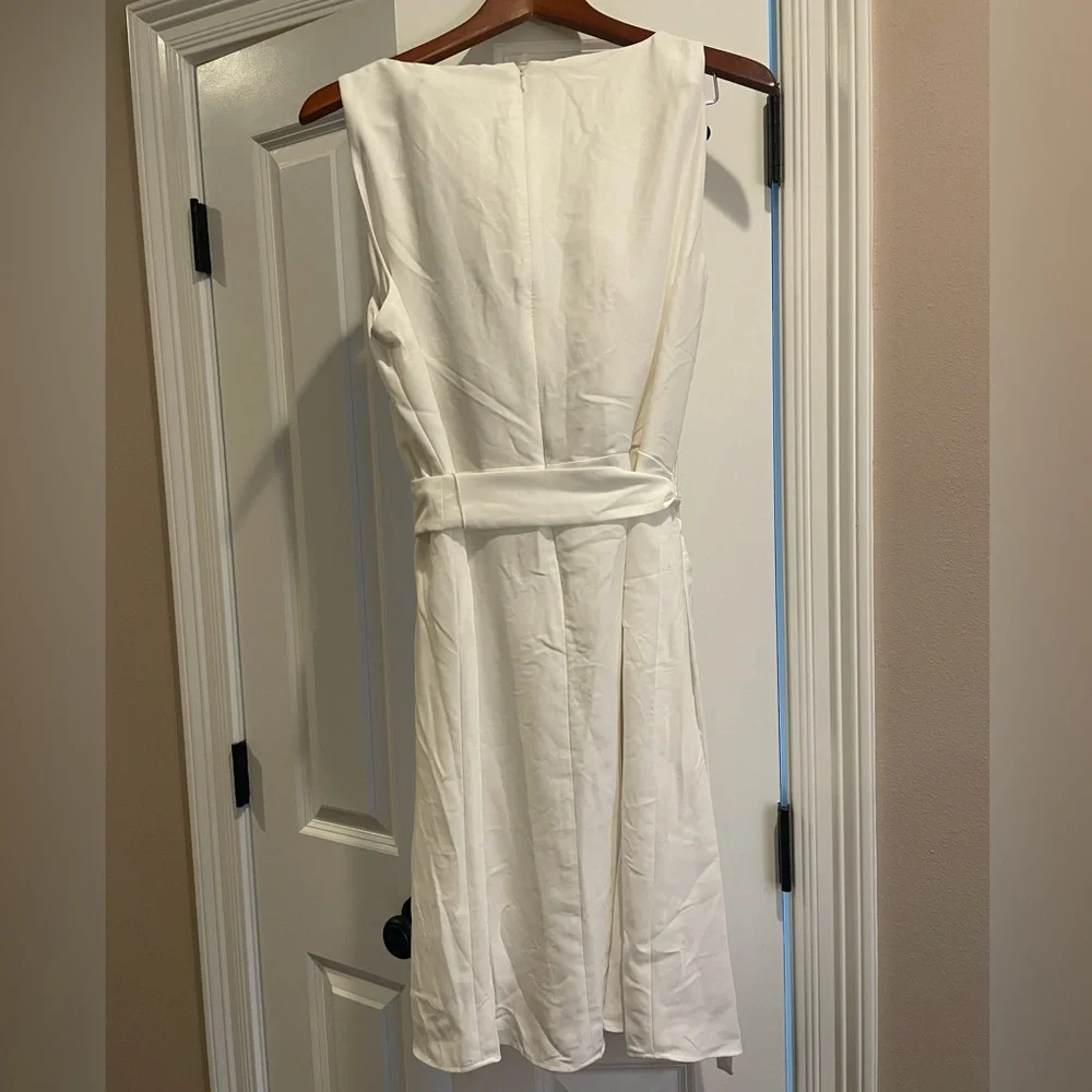 DKNY White & Blue Floral V-Neck Drapey Crepe Dress 16 - Picture 4 of 9
